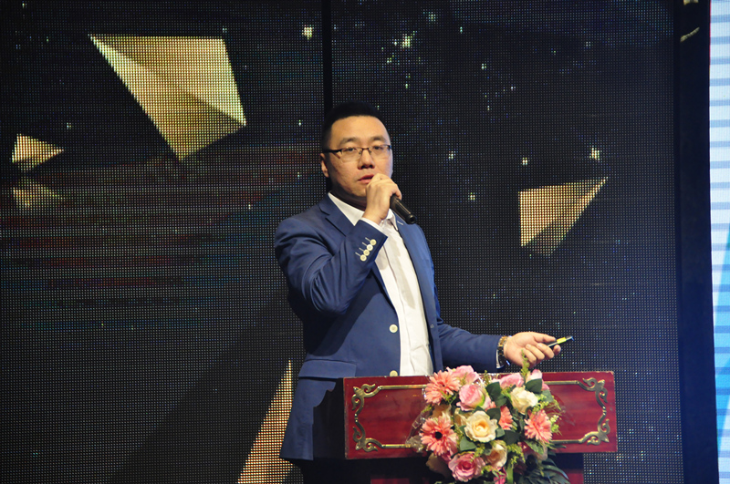 西安銀光環(huán)?？萍挤?wù)有限公司總經(jīng)理蘭鵬
